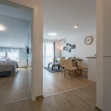 Appartement Tri Kralja 1